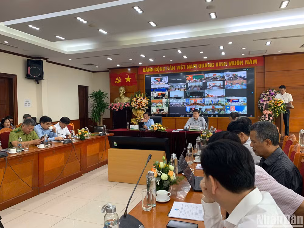 Toàn cảnh Hội nghị công bố Quyết định phê duyệt Quy hoạch lâm nghiệp quốc gia thời kỳ 2021-2030, tầm nhìn đến năm 2050.