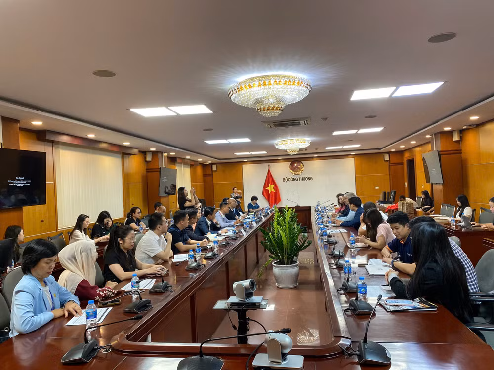 Hội thảo giao thương giữa đoàn doanh nghiệp Việt Nam và doanh nghiệp Ả-rập, ngày 24/10.