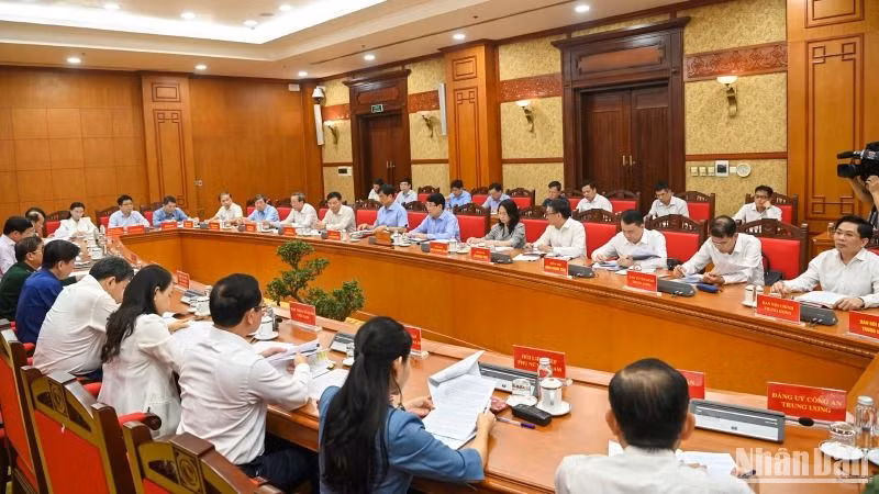 Quang cảnh cuộc họp tại Trụ sở Trung ương Đảng. (Ảnh: DUY LINH)