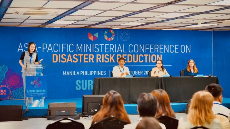 Bà Hoàng Phương Thảo, Trưởng Đại diện ActionAid quốc tế tại Việt Nam nhấn mạnh: “Các kế hoạch quản lý rủi ro thiên tai dựa vào cộng đồng (CBDRM) cần tổ chức diễn tập và thực hành thường xuyên để phát huy hiệu quả.