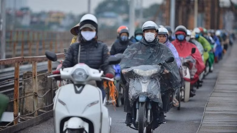 Khu vực Hà Nội có lúc có mưa, trời rét, nhiệt độ thấp nhất 13-15 độ C. (Ảnh minh họa)