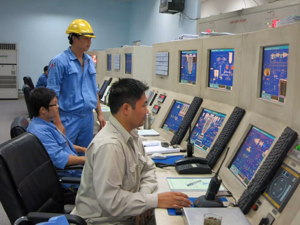 Cán bộ, công nhân viên TKV triển khai thực hiện nhiều giải pháp, bảo đảm an toàn, phấn đấu hoàn thành các chỉ tiêu đề ra.