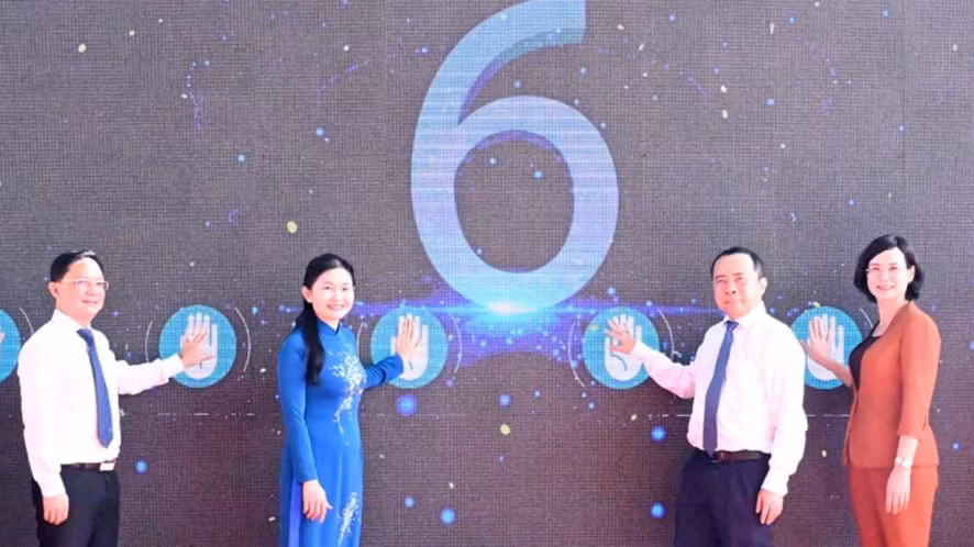 Bình Phước thực hiện nghi thức khánh thành Trung tâm tích hợp dữ liệu tỉnh.