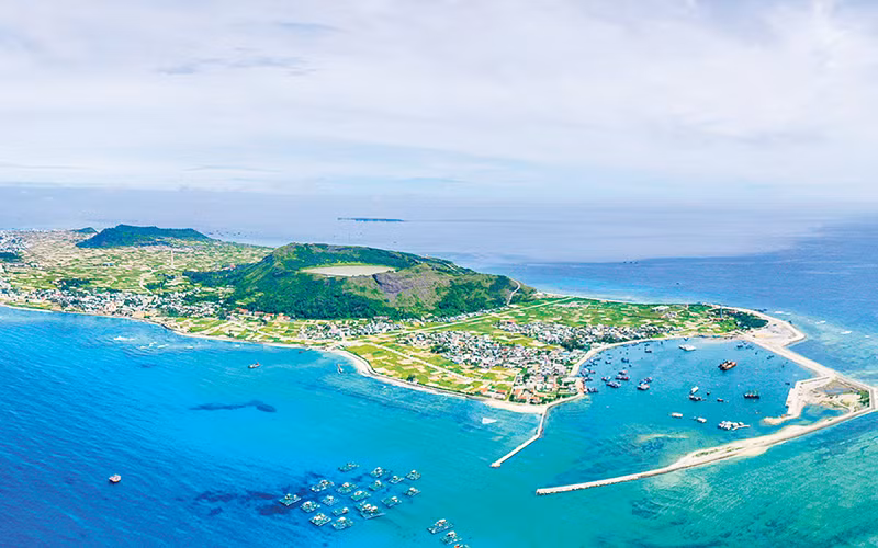 Đảo Lý Sơn, vùng đất tinh hoa di sản lễ hội và địa chất.