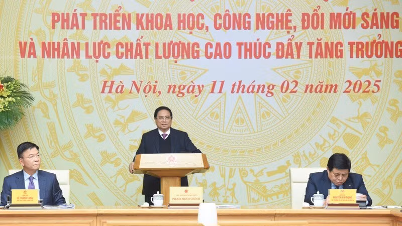 Thủ tướng Phạm Minh Chính chủ trì Hội nghị phát triển khoa học, công nghệ, đổi mới sáng tạo và nhân lực chất lượng cao thúc đẩy tăng trưởng kinh tế. (Ảnh: TRẦN HẢI)