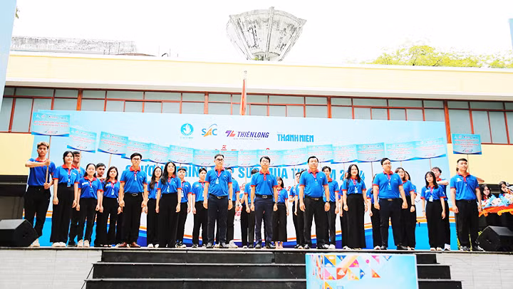 Lễ ra quân chương trình "Tiếp sức mùa thi" năm 2024