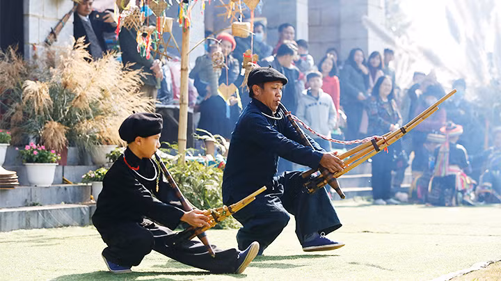 “Vui Tết độc lập” 