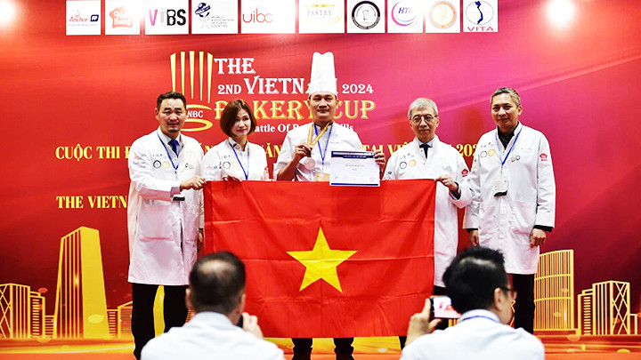 Trao giải cuộc thi "Đầu bếp bánh tài năng quốc tế tại Việt Nam"