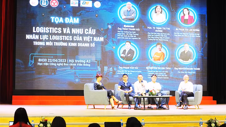 Ngày hội thông tin của Cuộc thi Tài năng trẻ Logistics Việt Nam 2024