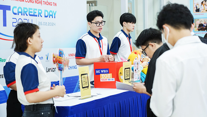Ngày hội việc làm “FIT Career Day 2024”