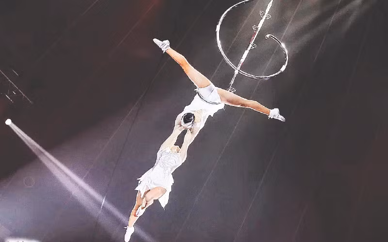 Tiết mục Đu son của hai nghệ sĩ Hồng Thuý và Phạm Hướng giành Vương miện Vàng Công chúa xiếc tại CHLB Nga tháng 10/2022 vừa qua.