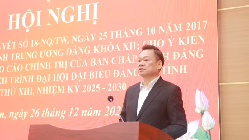 Bí thư Tỉnh ủy Bắc Kạn Hoàng Duy Chinh kết luận hội nghị. (Ảnh: TUẤN SƠN)