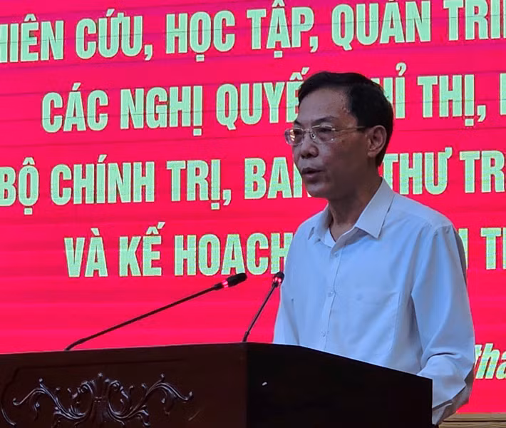 Phó Chủ tịch Ủy ban nhân dân tỉnh Thanh Hóa quán triệt Kết luận số 48 của Bộ Chính trị đến các cán bộ, đảng viên.