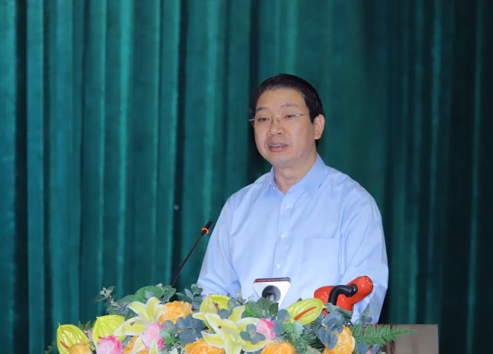 Lãnh đạo tỉnh Thanh Hóa trả lời kiến nghị của cử tri huyện Mường Lát.