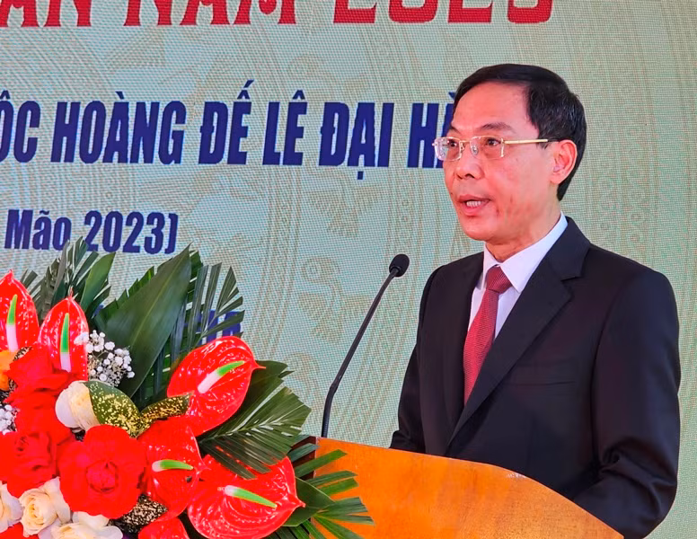 Phó Chủ tịch Ủy ban nhân dân tỉnh Thanh Hóa đọc diễn văn tại buổi lễ.