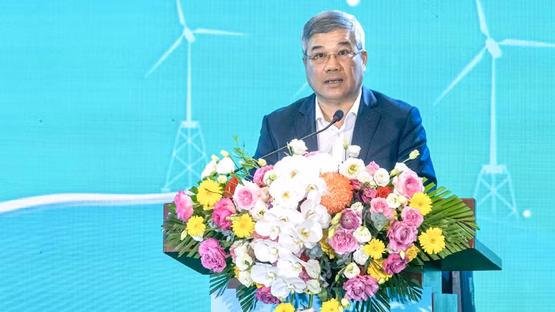 Phó Tổng Giám đốc Petrovietnam Đỗ Chí Thanh phát biểu tại buổi lễ.