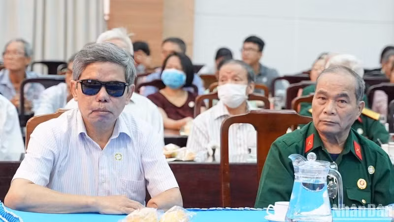 Các đại biểu người có công dự họp mặt kỷ niệm 76 năm Ngày Thương binh-Liệt sĩ 27/7 tại Thành phố Hồ Chí Minh.