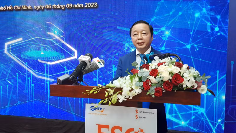 Phó Thủ tướng Chính phủ Trần Hồng Hà phát biểu tại lễ ra mắt.