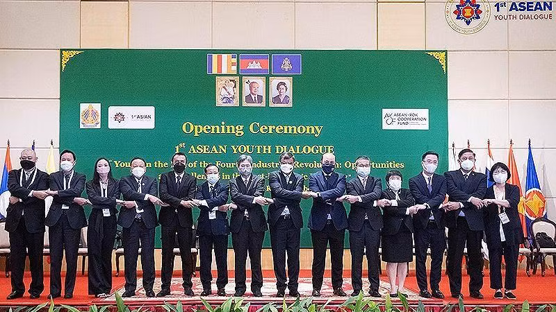 Trưởng đoàn đại biểu thanh niên các nước tại Lễ khai mạc Chương trình Đối thoại thanh niên ASEAN lần thứ nhất năm 2022.