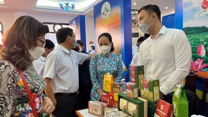 Nông sản, thực phẩm Việt Nam ngày càng được khách hàng trong nước và quốc tế biết đến. (Ảnh Mạnh Hảo)