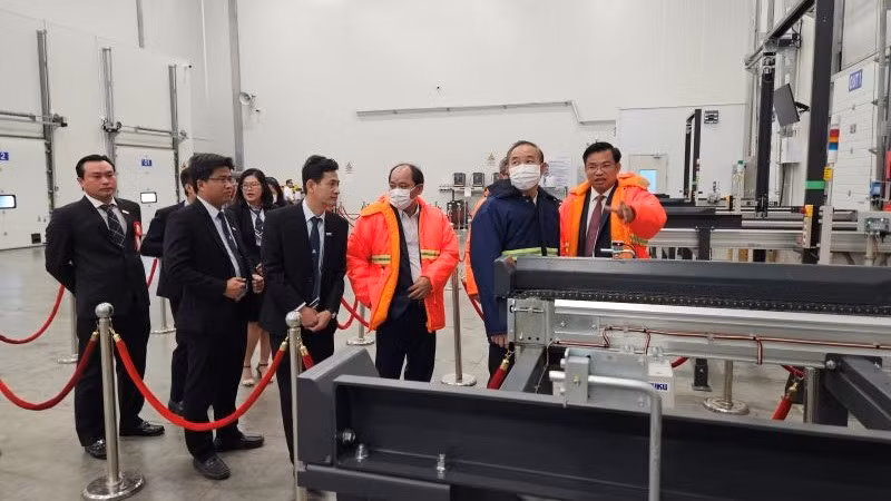 Tham quan Hệ thống kho lạnh NECS giai đoạn 1 đã đưa vào vận hành.