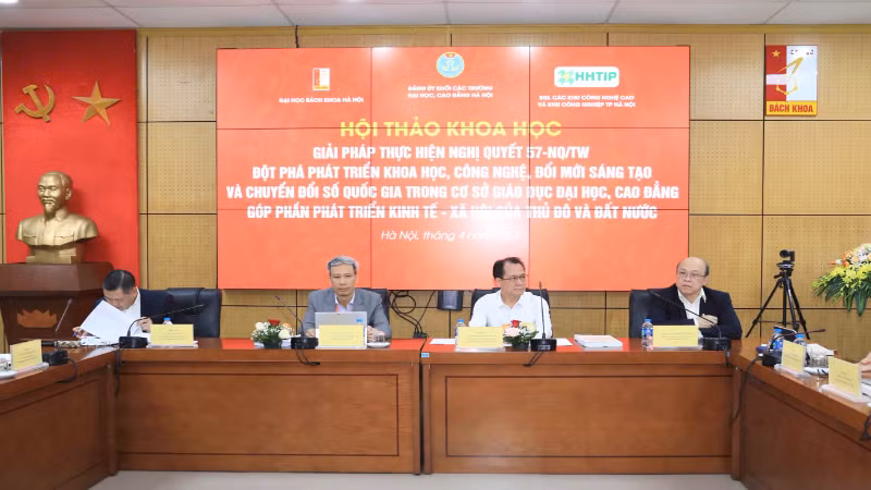  Hội thảo là diễn đàn chia sẻ kinh nghiệm và đề xuất giải pháp thực hiện Nghị quyết 57-NQ/TW.