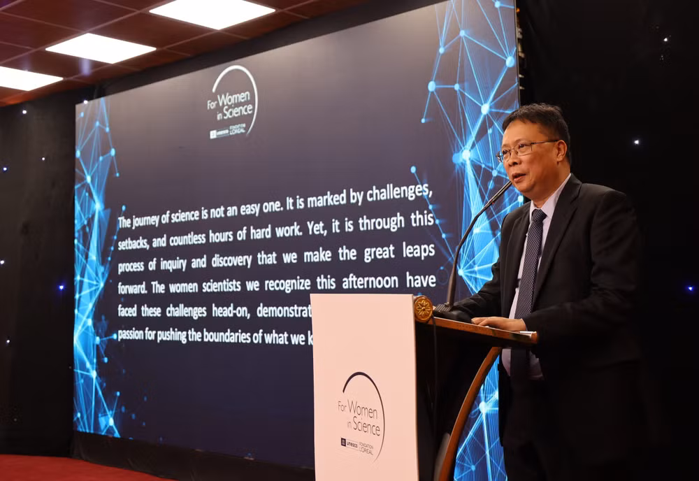 Giáo sư, Viện sĩ Châu Văn Minh, Chủ tịch Viện Hàn lâm Khoa học và Công nghệ Việt Nam, Chủ tịch Hội đồng khoa học Giải thưởng phát biểu tại buổi lễ.