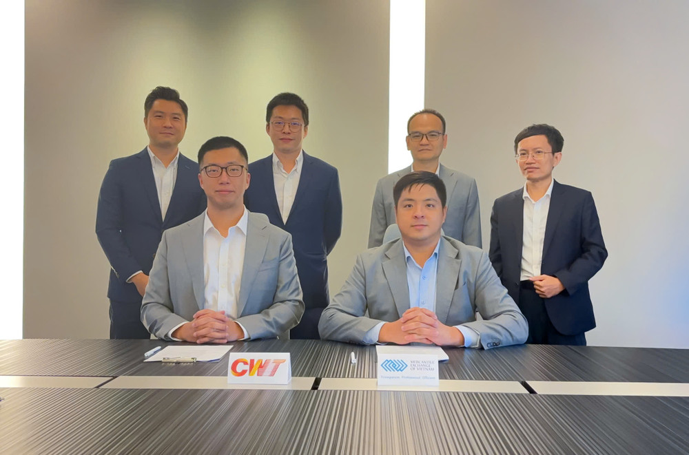 Quang cảnh lễ lý kết giữa MXV và CƯT.