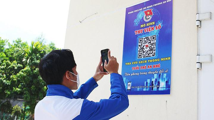 Mô hình thư viện số được gắn ở các nhà văn hóa.