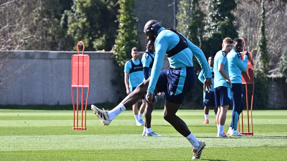 Mateta trở lại sẽ giúp đội bóng cải thiện khâu ghi bàn. (Ảnh: CPFC)