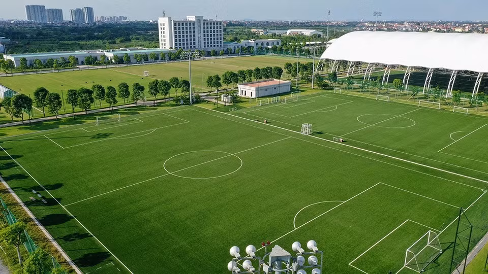 Trung tâm đào tạo bóng đá trẻ PVF.