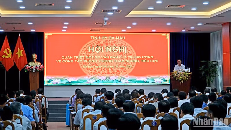 Hội nghị quán triệt các quy định mới của Trung ương về công tác phòng, chống tham nhũng, tiêu cực.