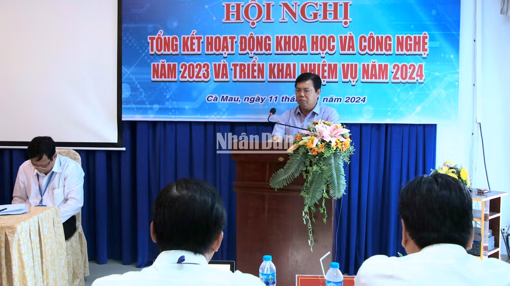 Ủy viên Trung ương Đảng, Bí thư Tỉnh ủy Cà Mau Nguyễn Tiến Hải phát biểu chỉ đạo tại hội nghị triển khai nhiệm vụ khoa học và công nghệ năm 2024 tại Cà Mau.