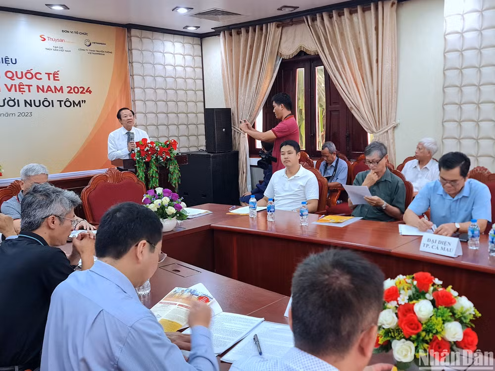 Họp báo giới thiệu sự kiện VietShrimp 2024 tổ chức tại tỉnh Cà Mau vào sáng 4/10.