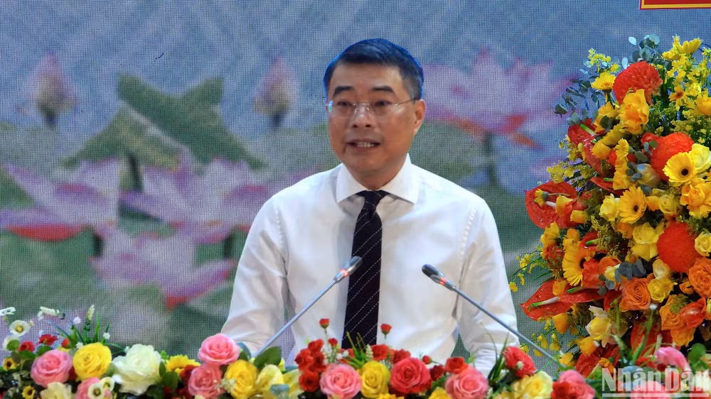 Trưởng Ban Tổ chức Trung ương Lê Minh Hưng phát biểu giao nhiệm vụ đối với tân Bí thư Tỉnh ủy Cà Mau.