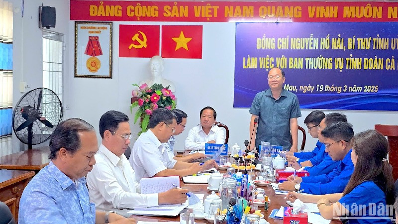 Bí thư Tỉnh Ủy Cà Mau Nguyễn Hồ Hải phát biểu tại buổi làm việc với Ban Thường vụ Tỉnh đoàn Cà Mau.