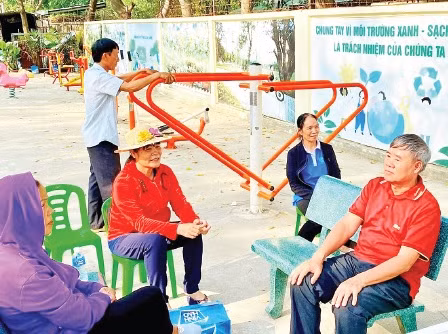 Một khuôn viên công cộng được cải tạo từ bãi rác trước đây tại thành phố Thủ Đức.