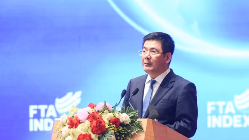 Bộ trưởng Công thương Nguyễn Hồng Diên phát biểu ý kiến tại buổi lễ (Ảnh: TRẦN HẢI).