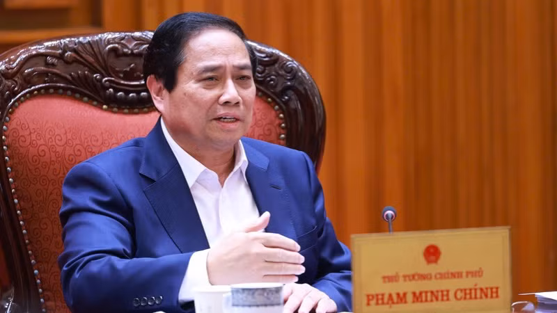 Thủ tướng Phạm Minh Chính phát biểu ý kiến chỉ đạo cuộc họp. (Ảnh: Trần Hải). 