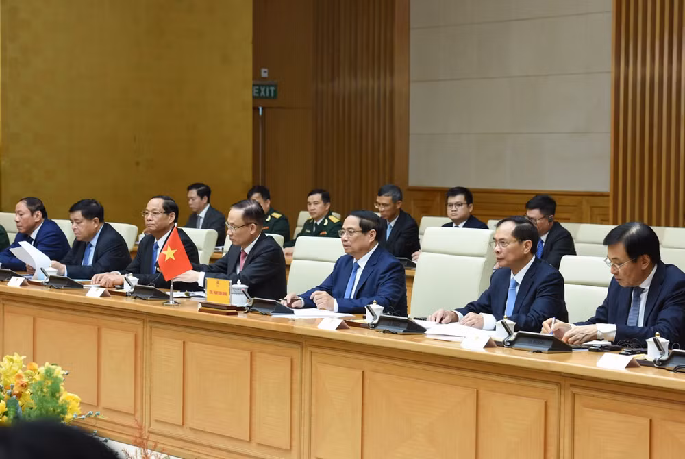 Thủ tướng Phạm Minh Chính và lãnh đạo các bộ, ngành, cơ quan Trung ương của Việt Nam tại buổi hội kiến. (Ảnh:TRẦN HẢI)