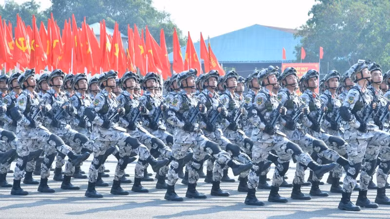 Thủ tướng Phạm Minh Chính thăm, động viên các lực lượng Quân đội, dân quân tự vệ tham gia diễu binh, diễu hành dịp 30/4 ảnh 8