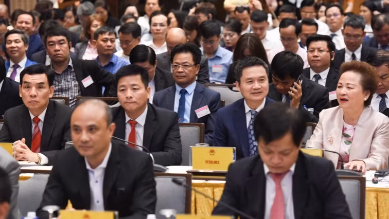 Đại diện các tập đoàn, doanh nghiệp Việt Nam tham dự Diễn đàn. (Ảnh: TRẦN HẢI)