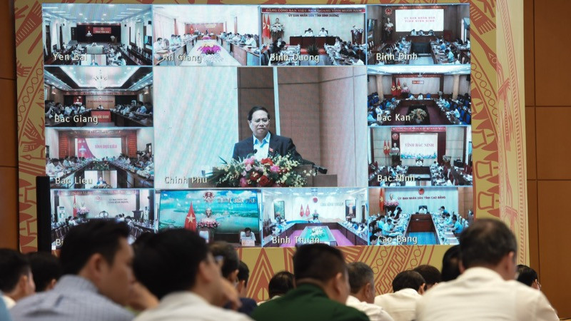 Hội nghị được truyền trực tuyến tới điểm cầu Ủy ban nhân dân các tỉnh, thành phố trực thuộc Trung ương (Ảnh: TRẦN HẢI). Hội nghị được truyền trực tuyến tới điểm cầu Ủy ban nhân dân các tỉnh, thành phố trực thuộc Trung ương (Ảnh: TRẦN HẢI).