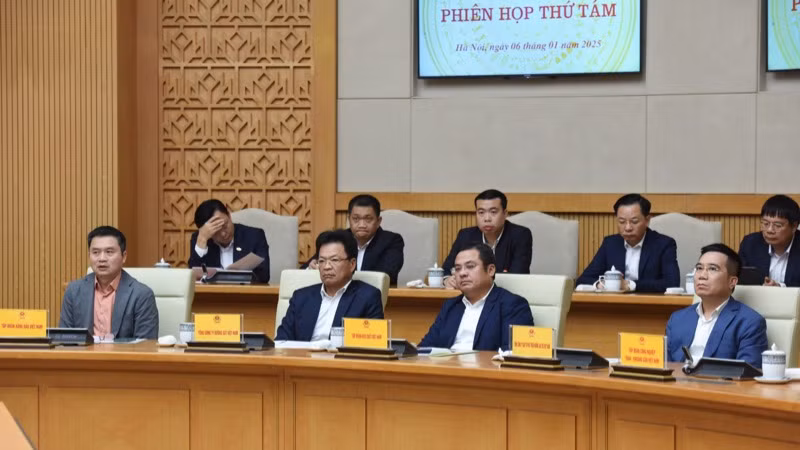 Đại diện lãnh đạo các tập đoàn, tổng công ty nhà nước tham dự Phiên họp. (Ảnh: TRẦN HẢI)