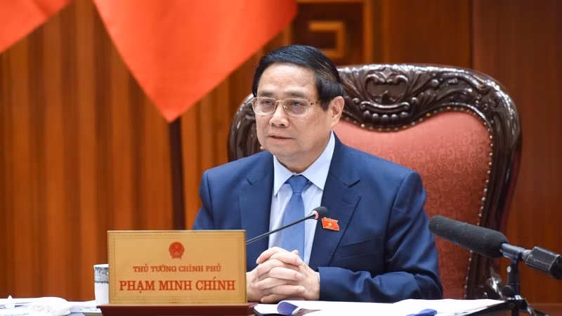 Thủ tướng Phạm Minh Chính phát biểu ý kiến chỉ đạo tại cuộc họp. (Ảnh: TRẦN HẢI).