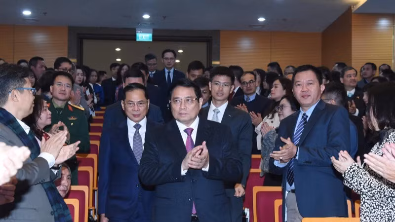 Thủ tướng Phạm Minh Chính tới dự và chỉ đạo Hội nghị. (Ảnh: TRẦN HẢI)