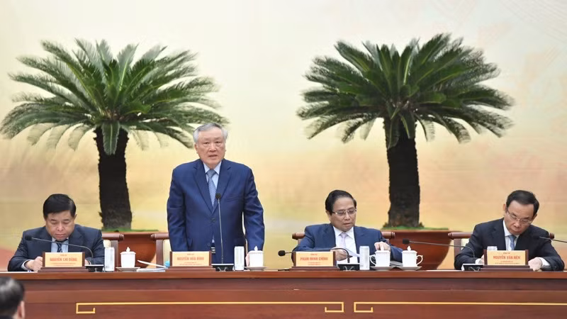 Phó Thủ tướng Thường trực Chính phủ Nguyễn Hòa Bình đồng chủ trì Hội nghị. (Ảnh: THANH GIANG)