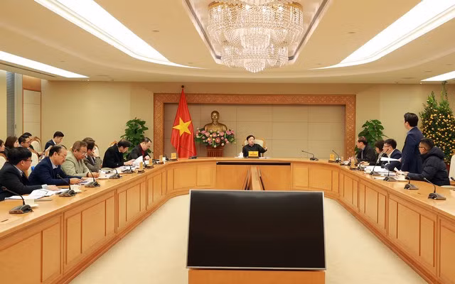 Quang cảnh cuộc họp.