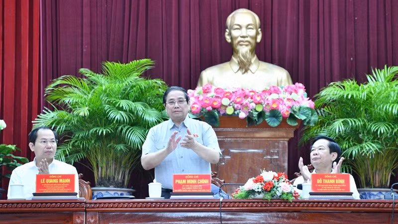 Thủ tướng Phạm Minh Chính chủ trì hội nghị tiếp xúc cử tri thành phố Cần Thơ. (Ảnh: THANH GIANG)