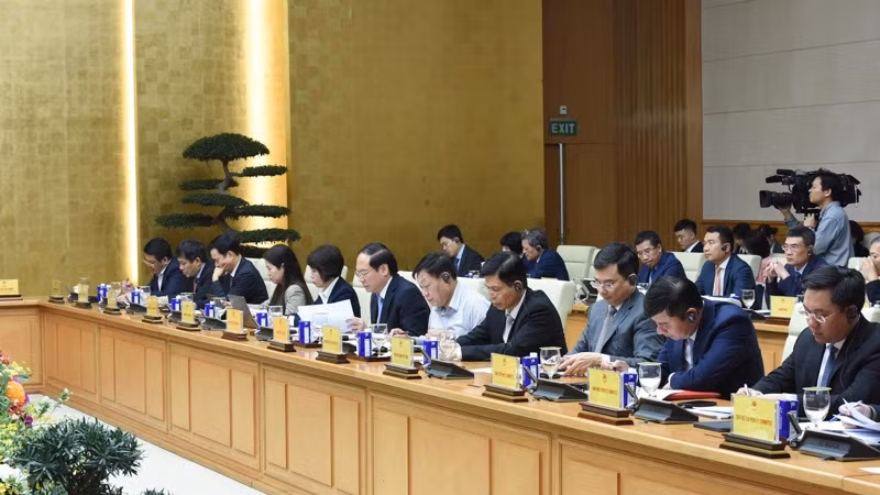 Đại diện lãnh đạo các bộ, ngành Việt Nam tham dự Toạ đàm. (Ảnh: TRẦN HẢI)